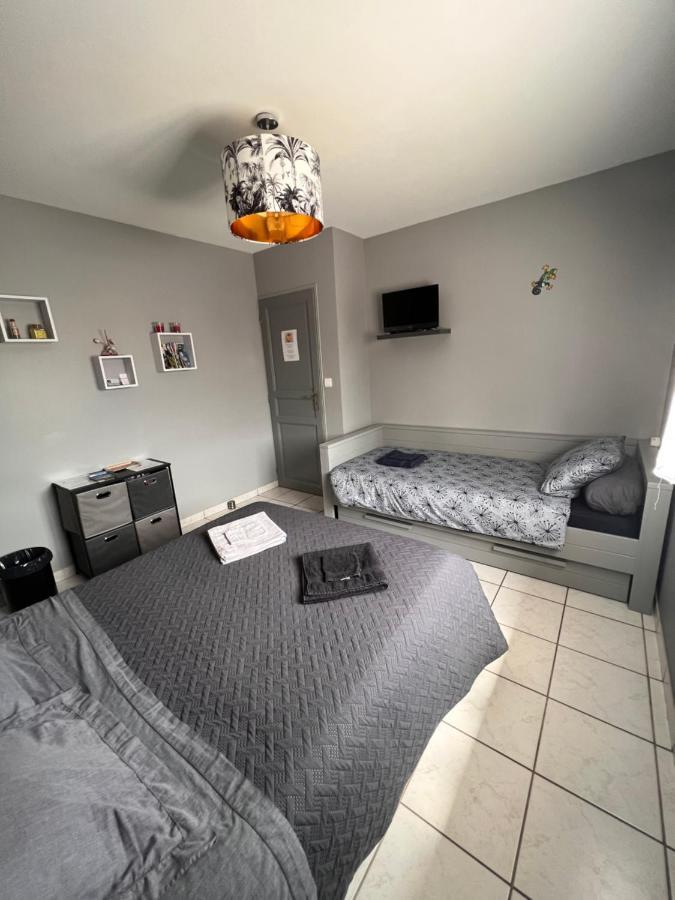 Chambres D'Hotes Chez Florence Montmerle-sur-Saone Exteriör bild